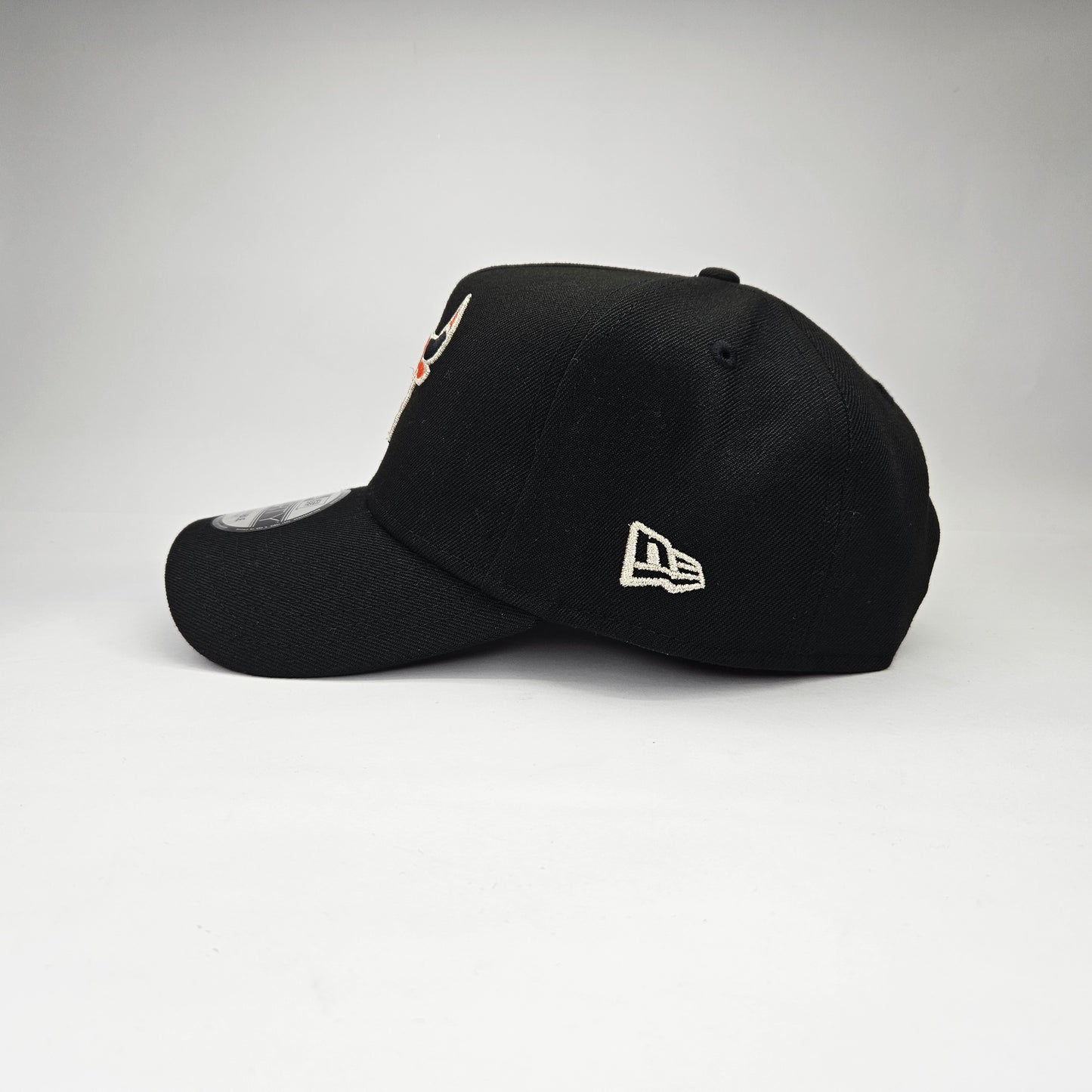 GORRA "NEW ERA" CHICAGO BULLS NEGRA