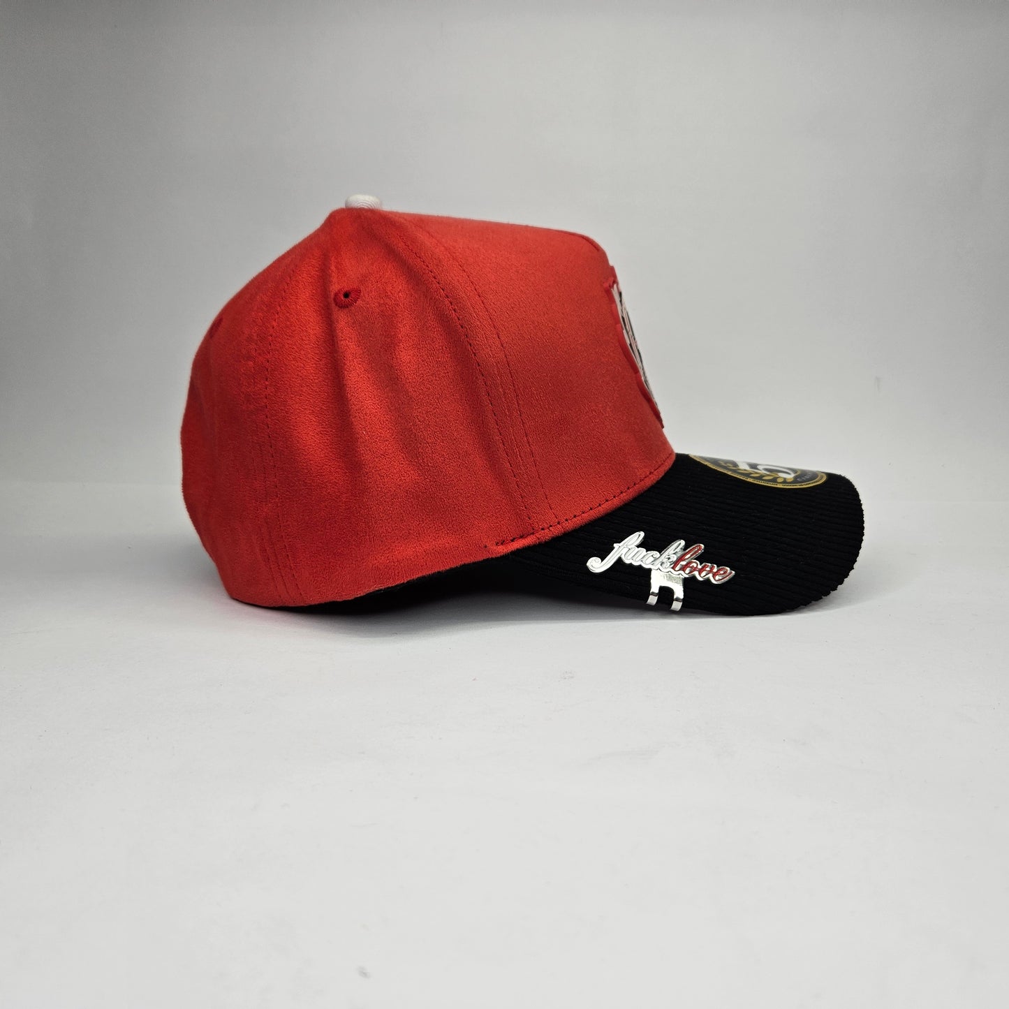 GORRA "5.7" FAKE LOVE SAD WORLD