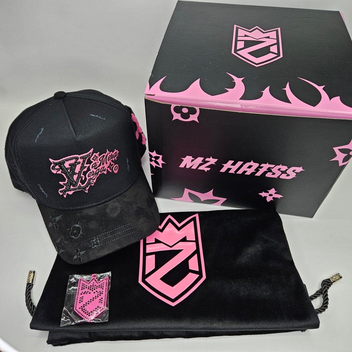 GORRA "MZ" MURAKAMI LV