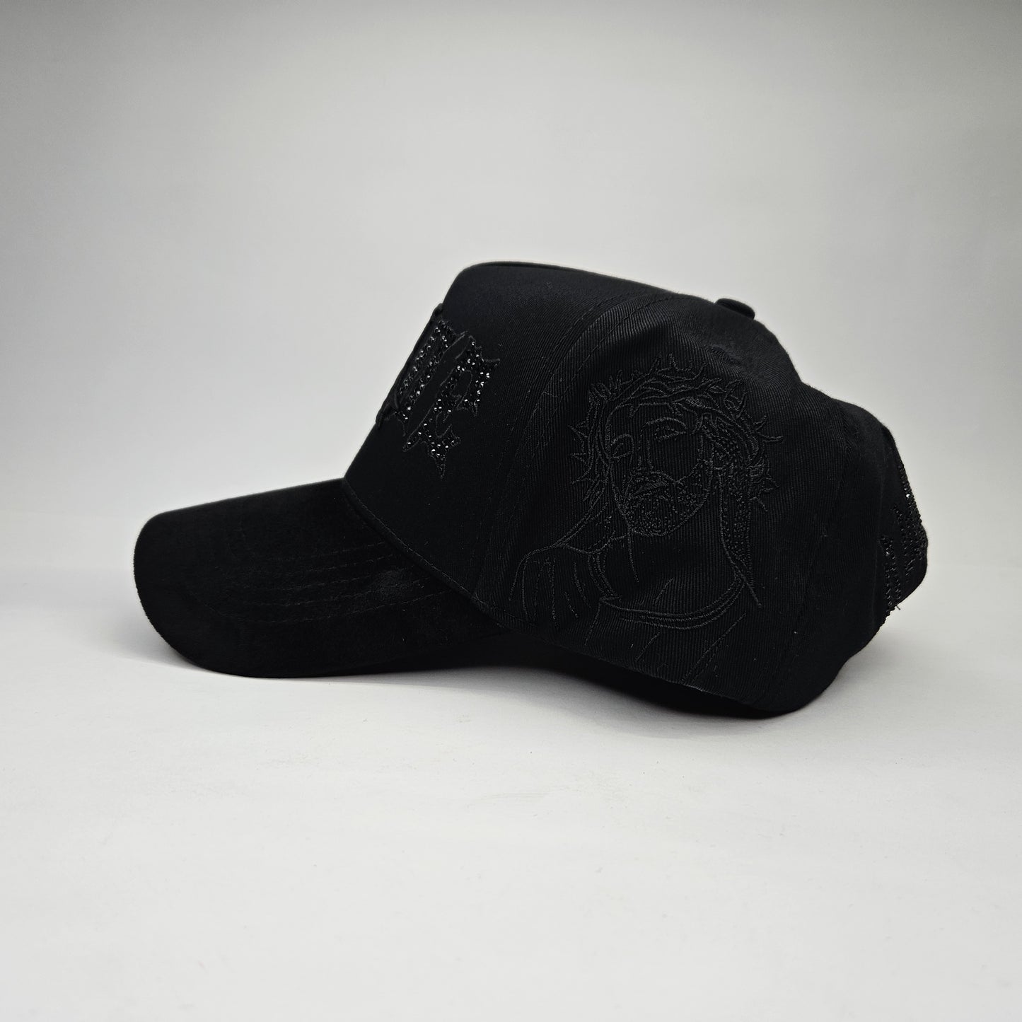 GORRA "RUDE AWAKENINGS" TRIPLE CRYSTALS BLACK
