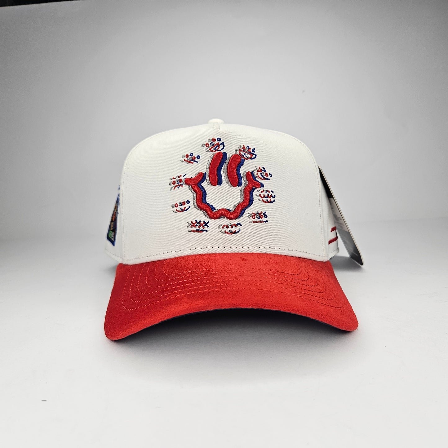 GORRA "JC" HAPPY FACE BEIGE RED