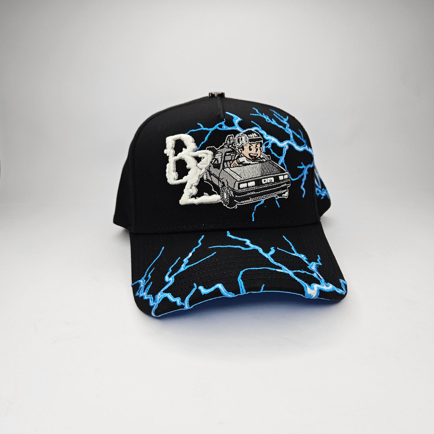 GORRA "BAEZ x OSCAR MAYDON" VOLVER AL FUTURO