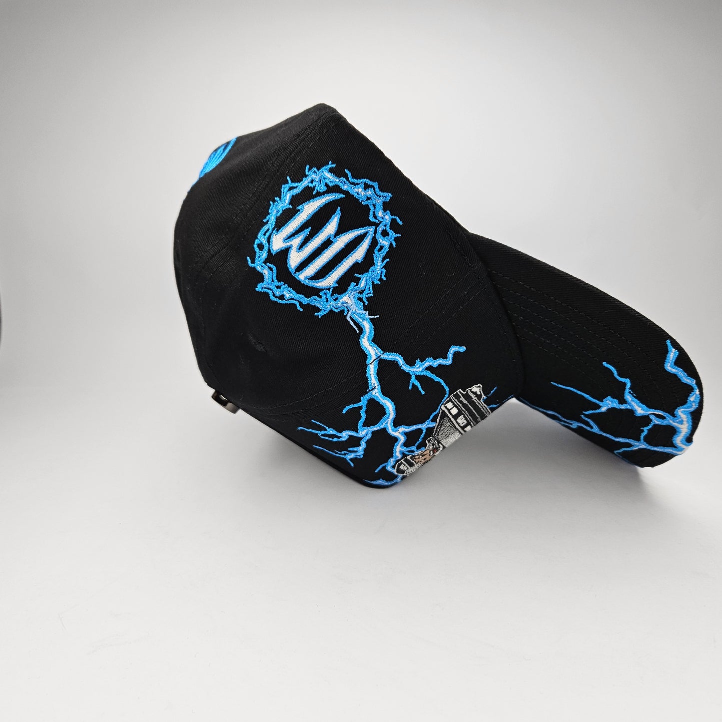 GORRA "BAEZ x OSCAR MAYDON" VOLVER AL FUTURO
