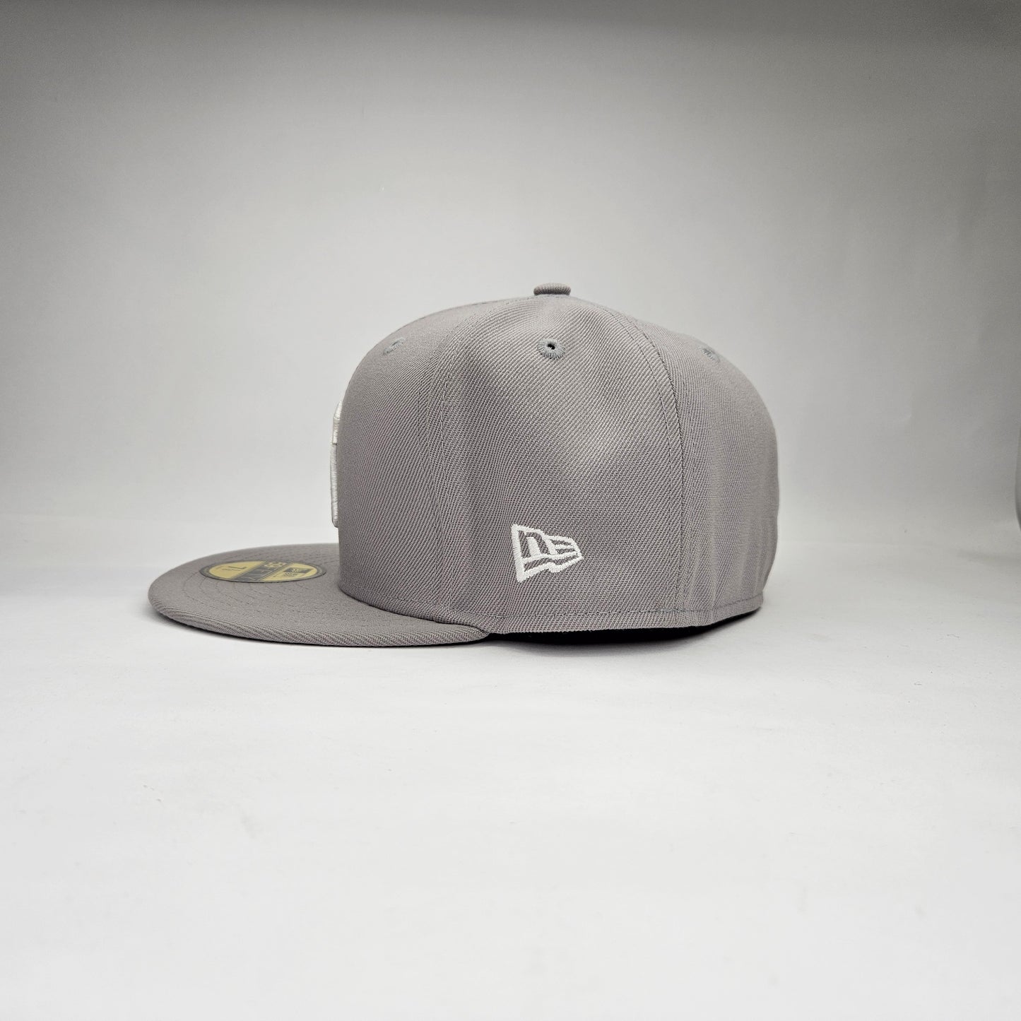 GORRA "NEW ERA" NY GRIS