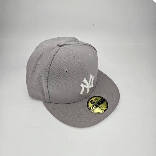 GORRA "NEW ERA" NY GRIS