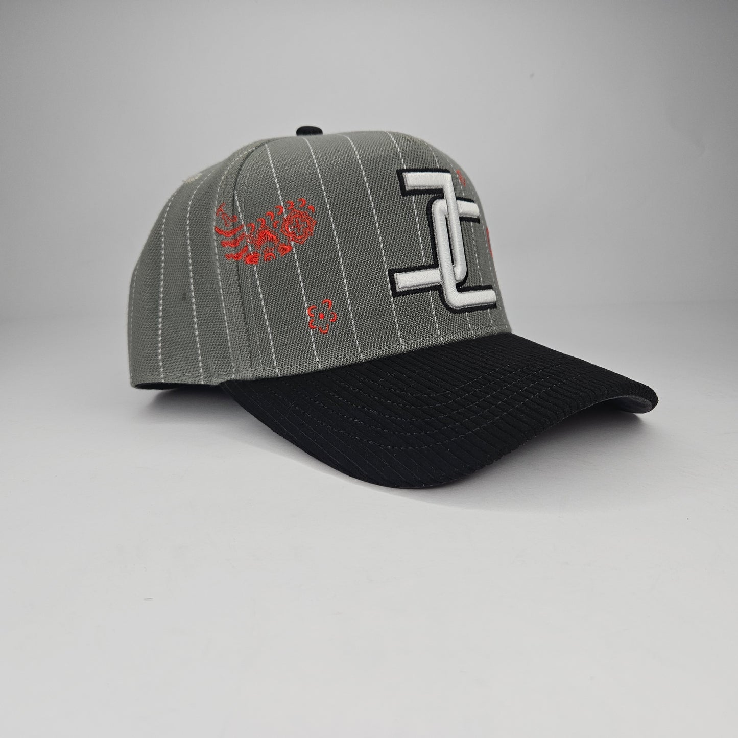 GORRA "JC" TIGER GRAY