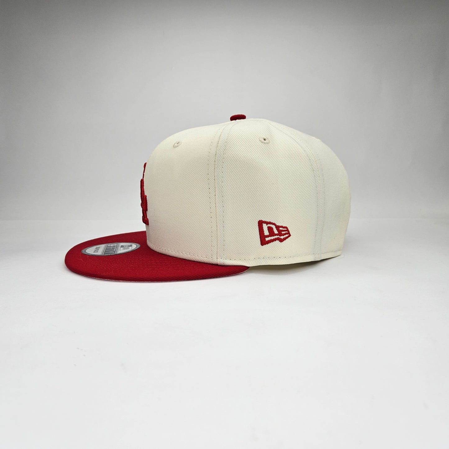 GORRA "NEW ERA" LA CREMA Y ROJO