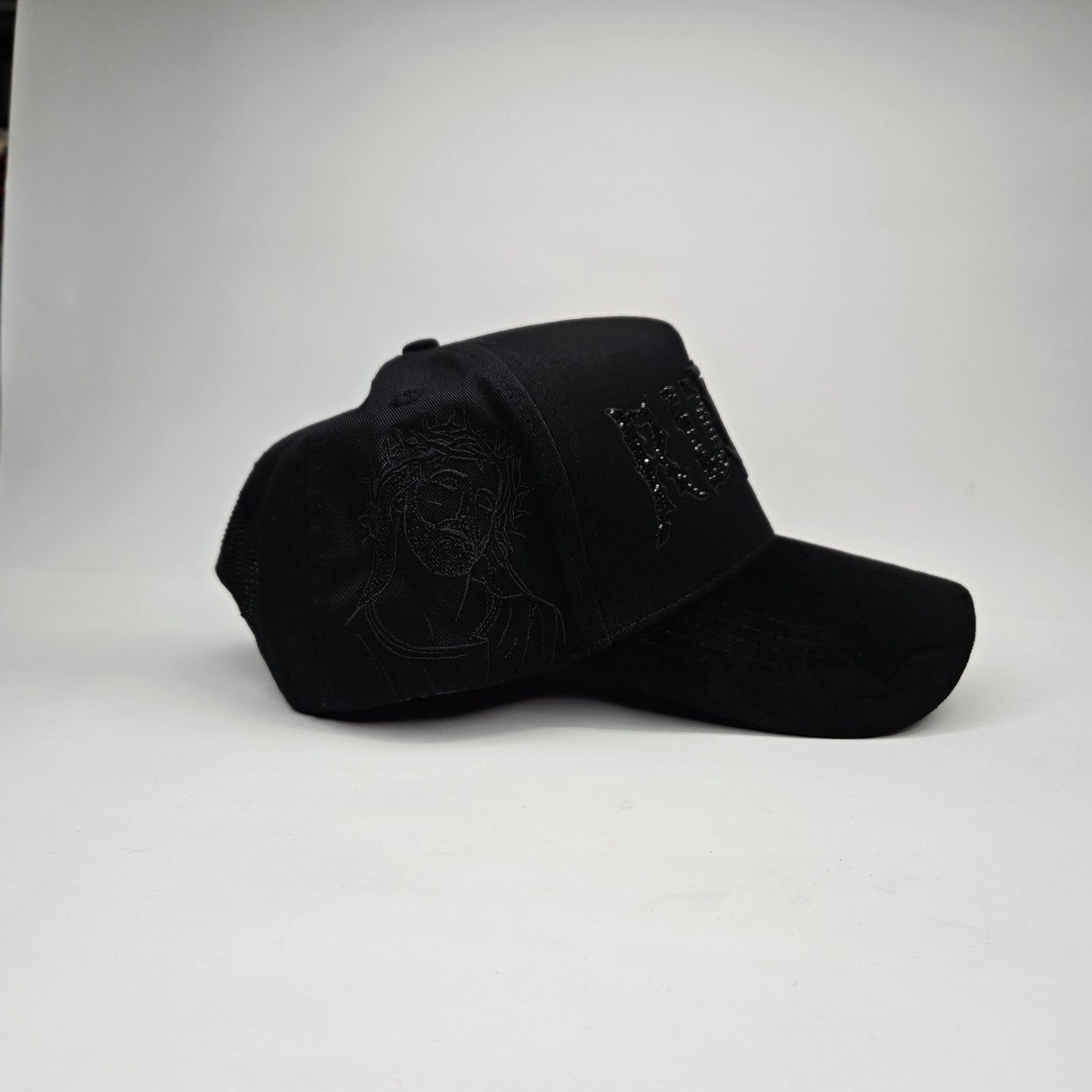 GORRA "RUDE AWAKENINGS" TRIPLE CRYSTALS BLACK
