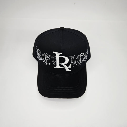 GORRA "TOTO x LUIS R" BÉLICO BLANCA
