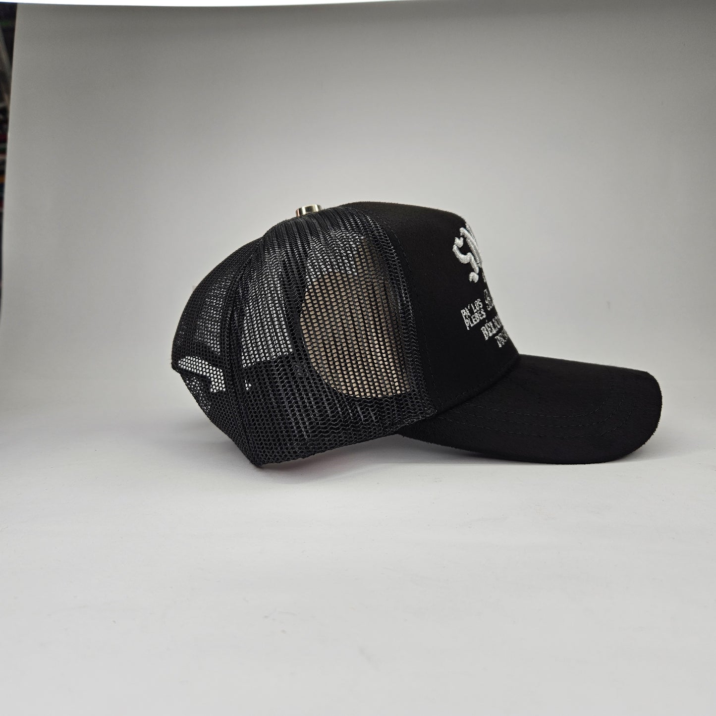 GORRA "BARBAS x LUIS R" SI NO QUIERES NO