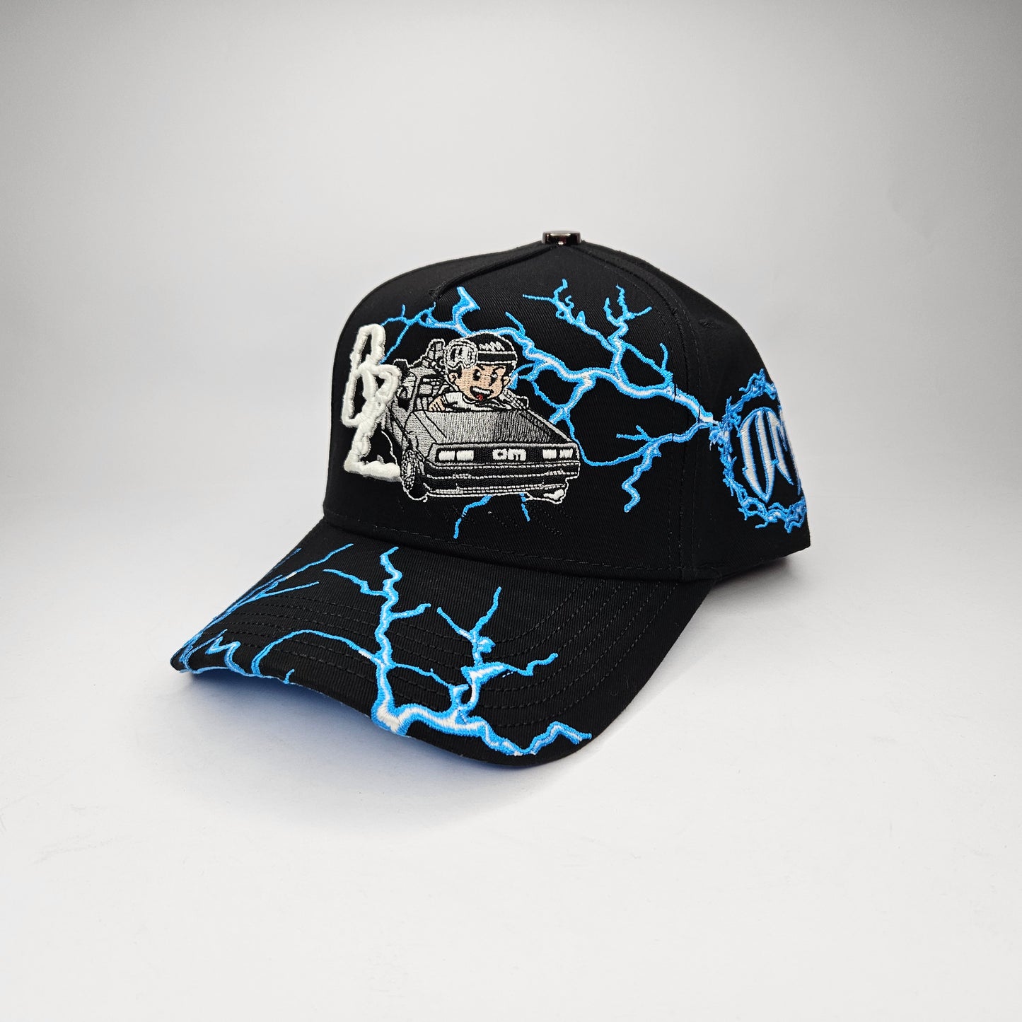 GORRA "BAEZ x OSCAR MAYDON" VOLVER AL FUTURO